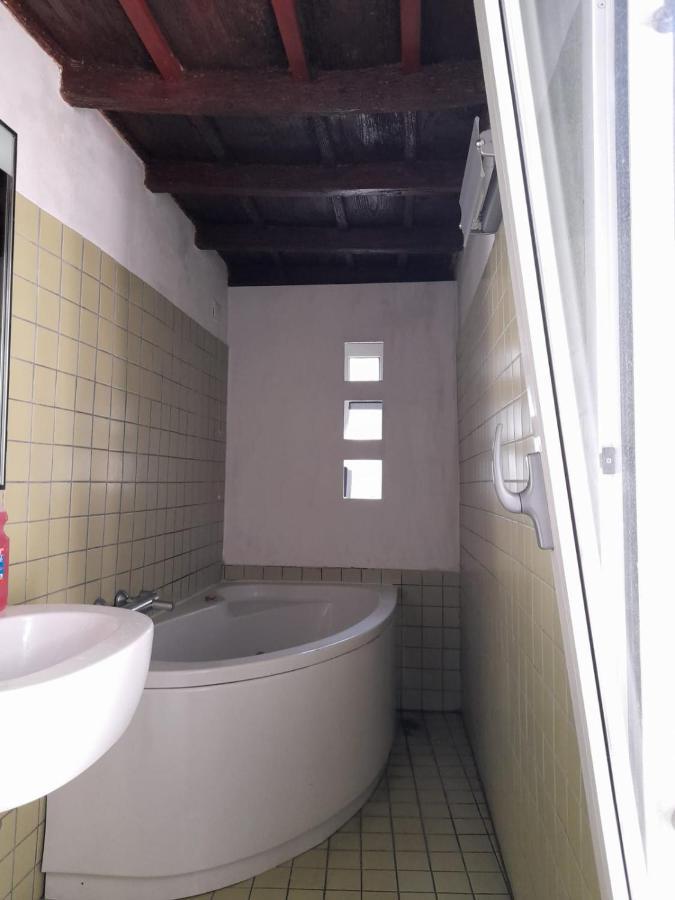 Vm Siro Comi Apartment Pavia Bagian luar foto